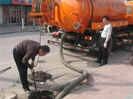 隆广镇清掏化粪池,健康生活从这里开始